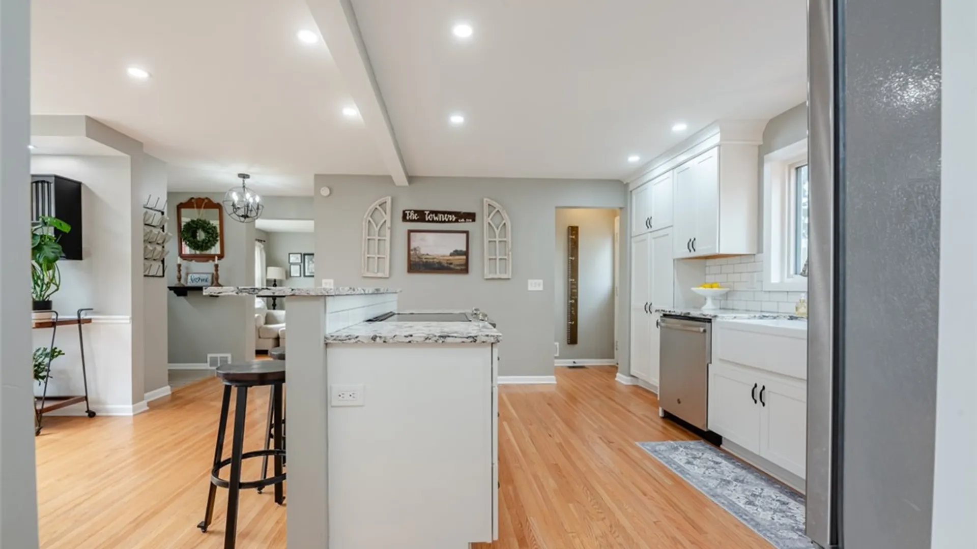 Property at 556 Wimbledon Road, Irondequoit, NY 14617 11