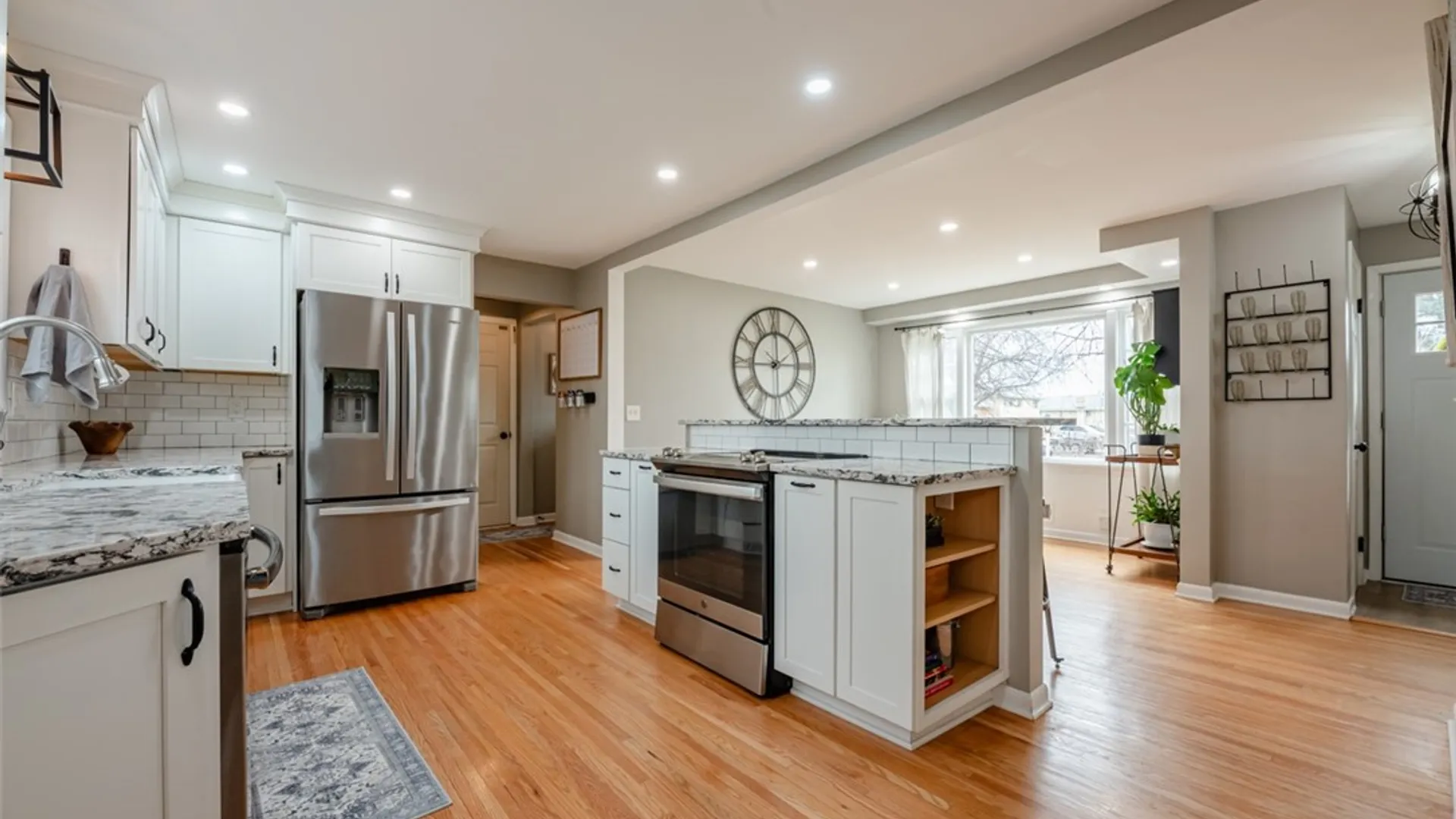 Property at 556 Wimbledon Road, Irondequoit, NY 14617 14