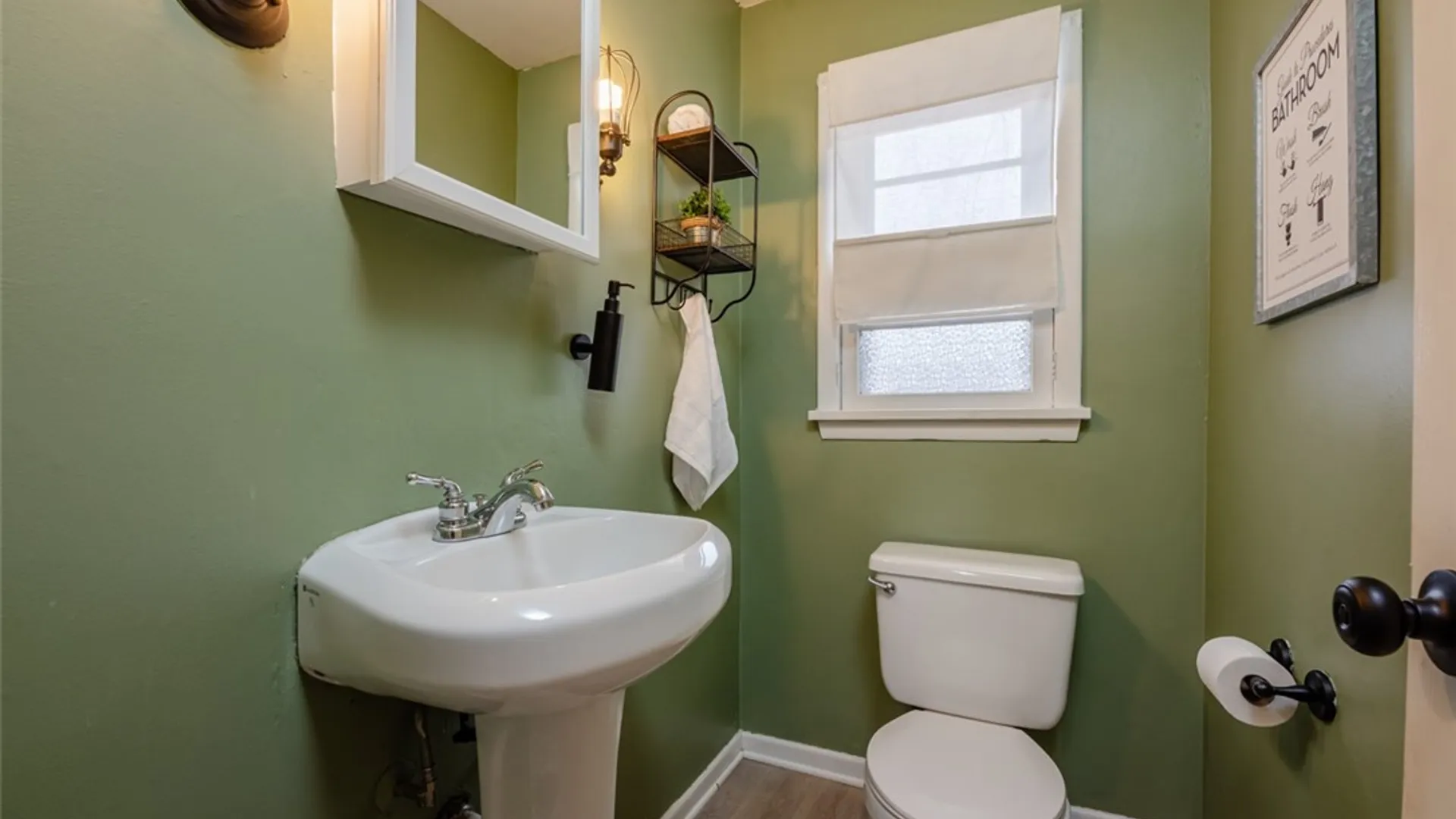 Property at 556 Wimbledon Road, Irondequoit, NY 14617 22