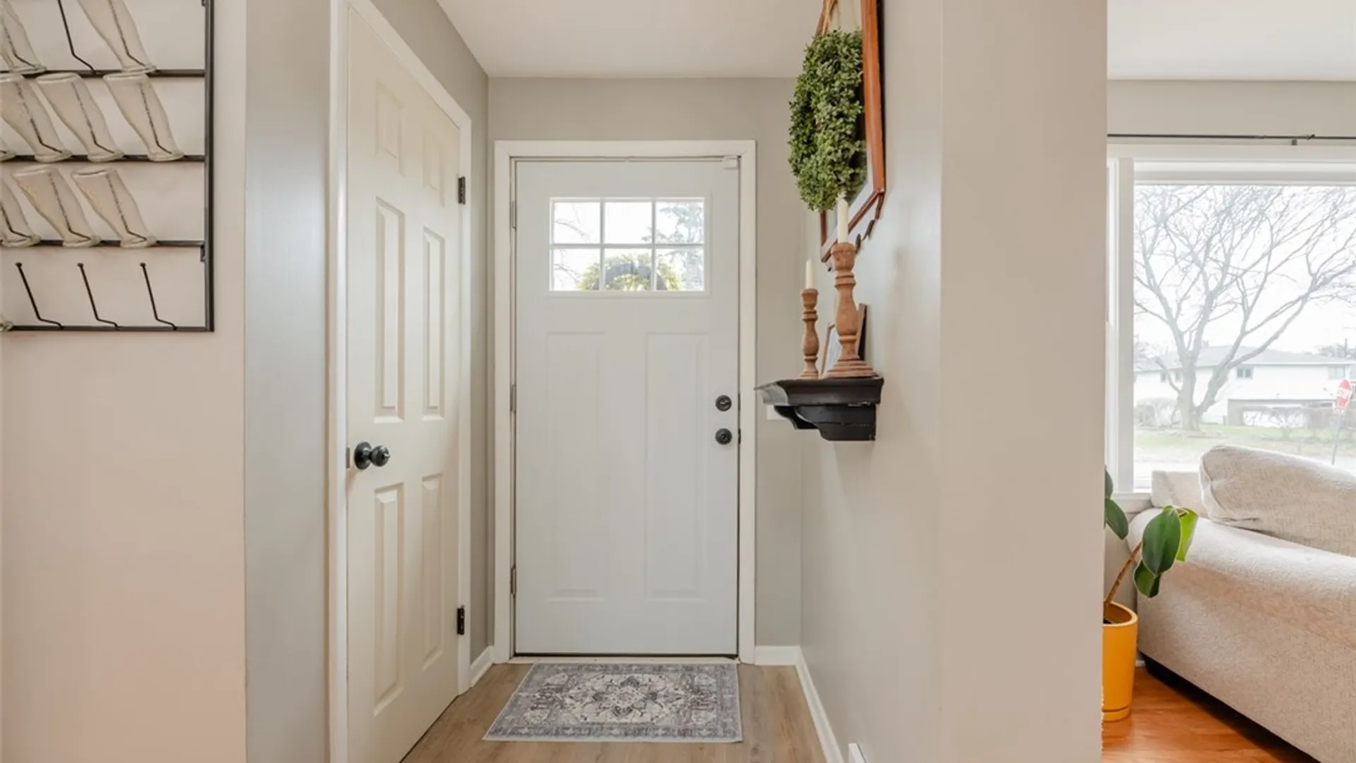 Property at 556 Wimbledon Road, Irondequoit, NY 14617 6