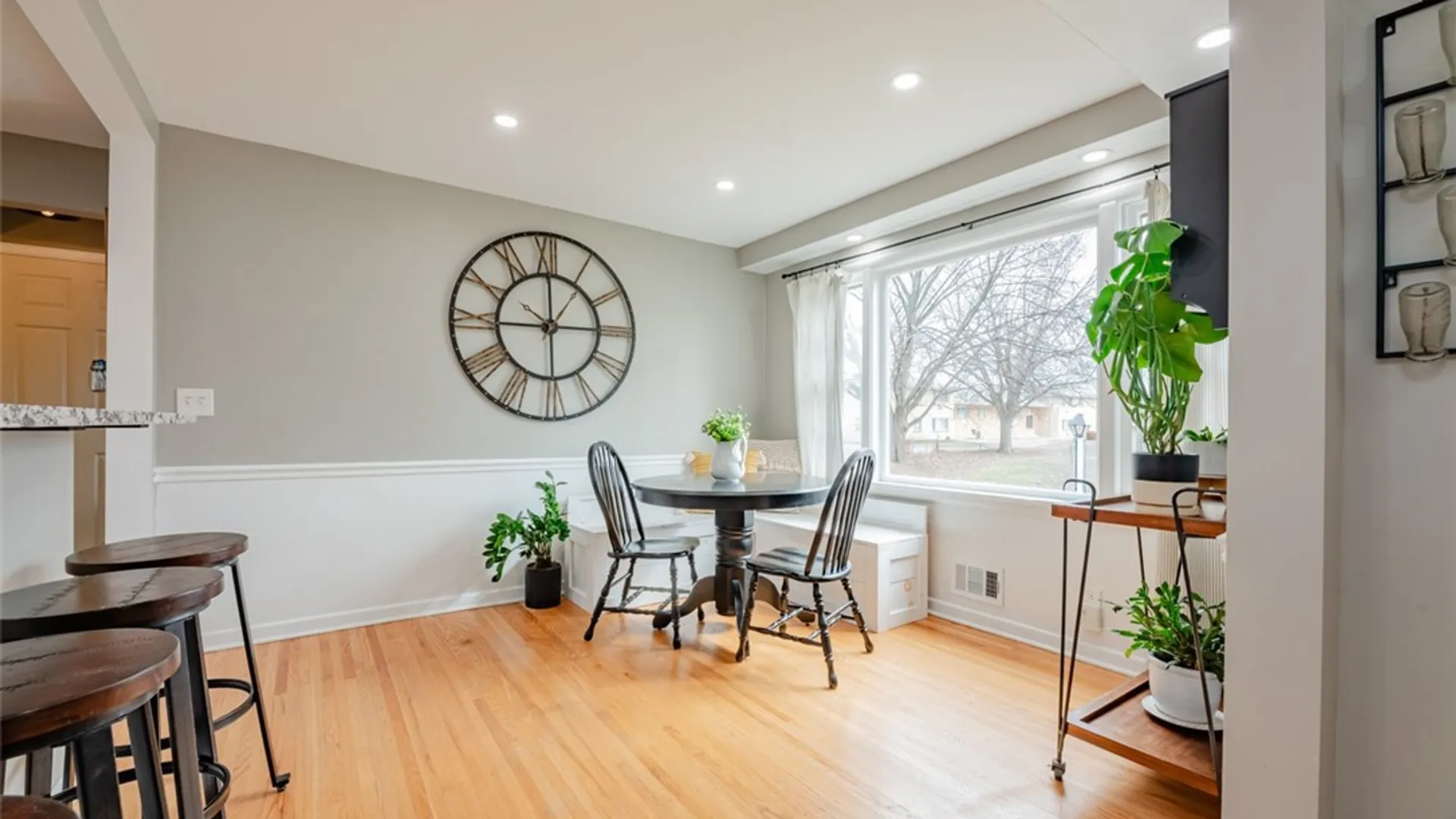 Property at 556 Wimbledon Road, Irondequoit, NY 14617 8