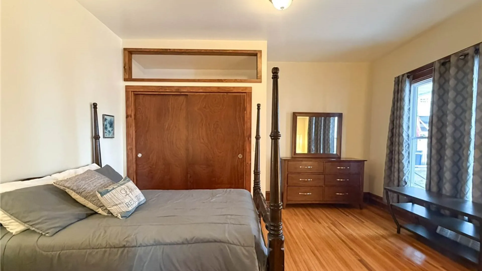 Property at 1015 White Place, Utica, NY 13501 12