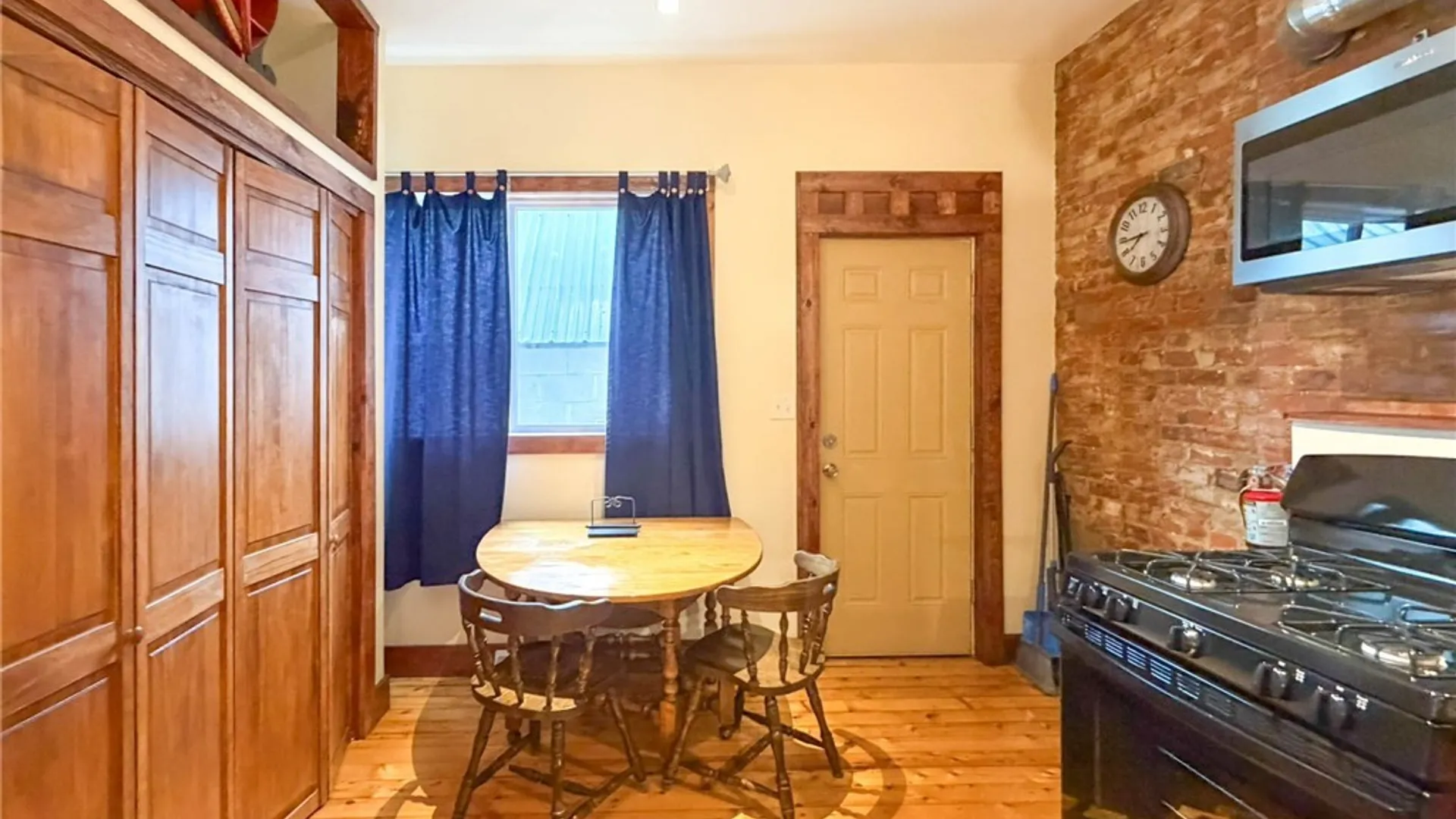 Property at 1015 White Place, Utica, NY 13501 9