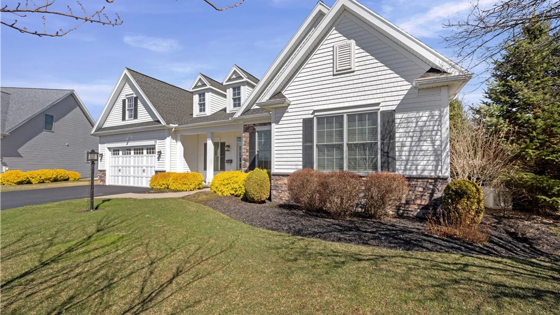 Property at 77 Stonefield Mews Lane, Henrietta, NY 14534 3