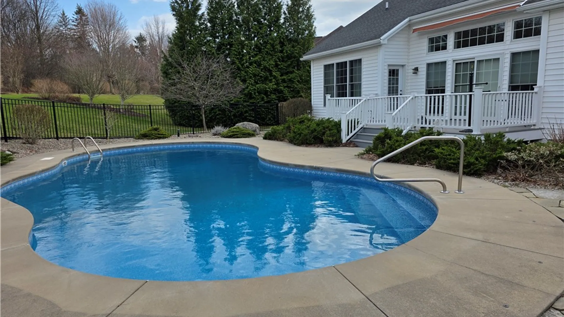 Property at 77 Stonefield Mews Lane, Henrietta, NY 14534 44