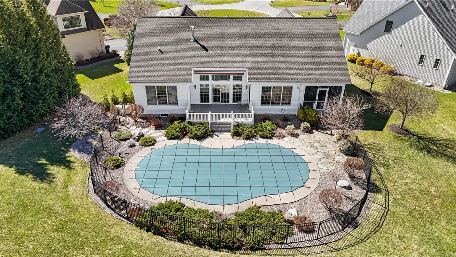 Property at 77 Stonefield Mews Lane, Henrietta, NY 14534 47