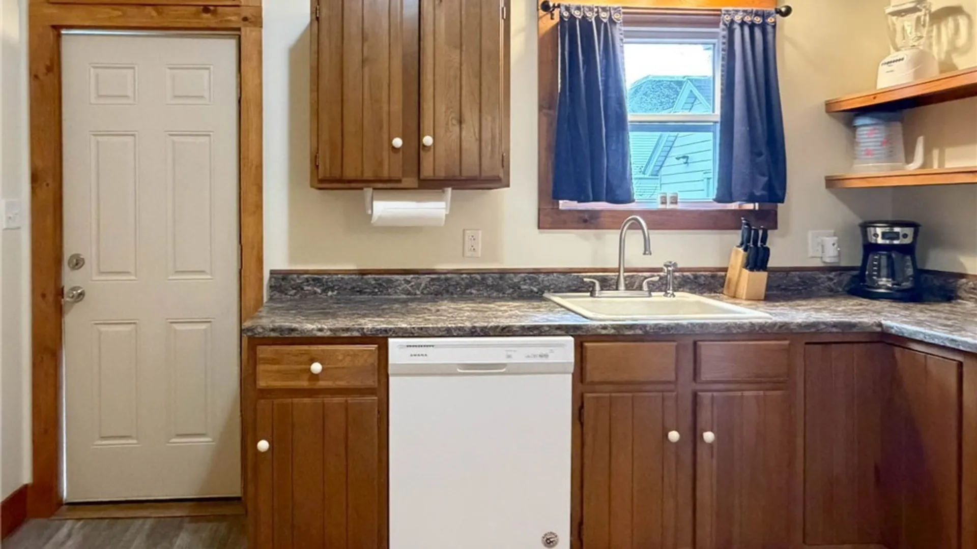 Property at 1017 White Place, Utica, NY 13501 12