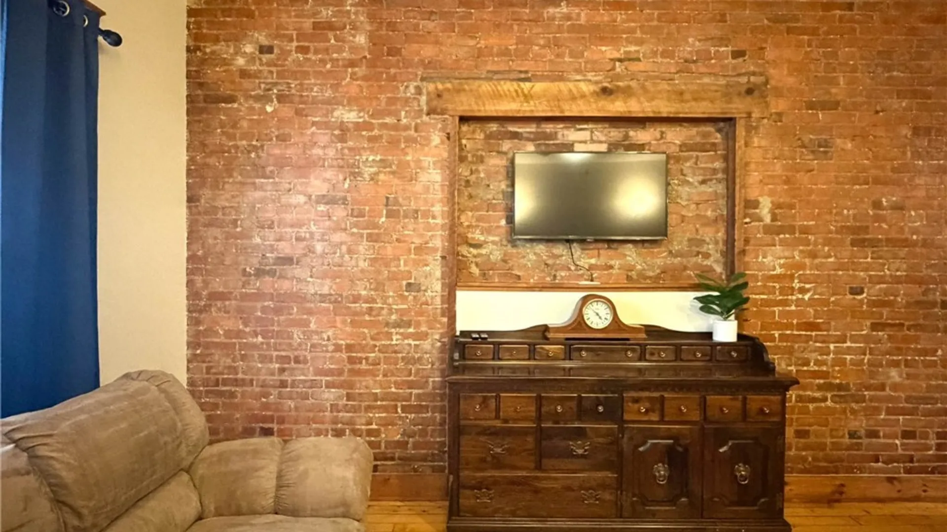 Property at 1017 White Place, Utica, NY 13501 8