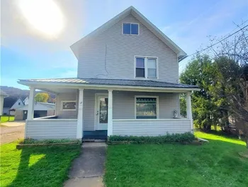 12 Edson Street, Eldred, PA 16731
