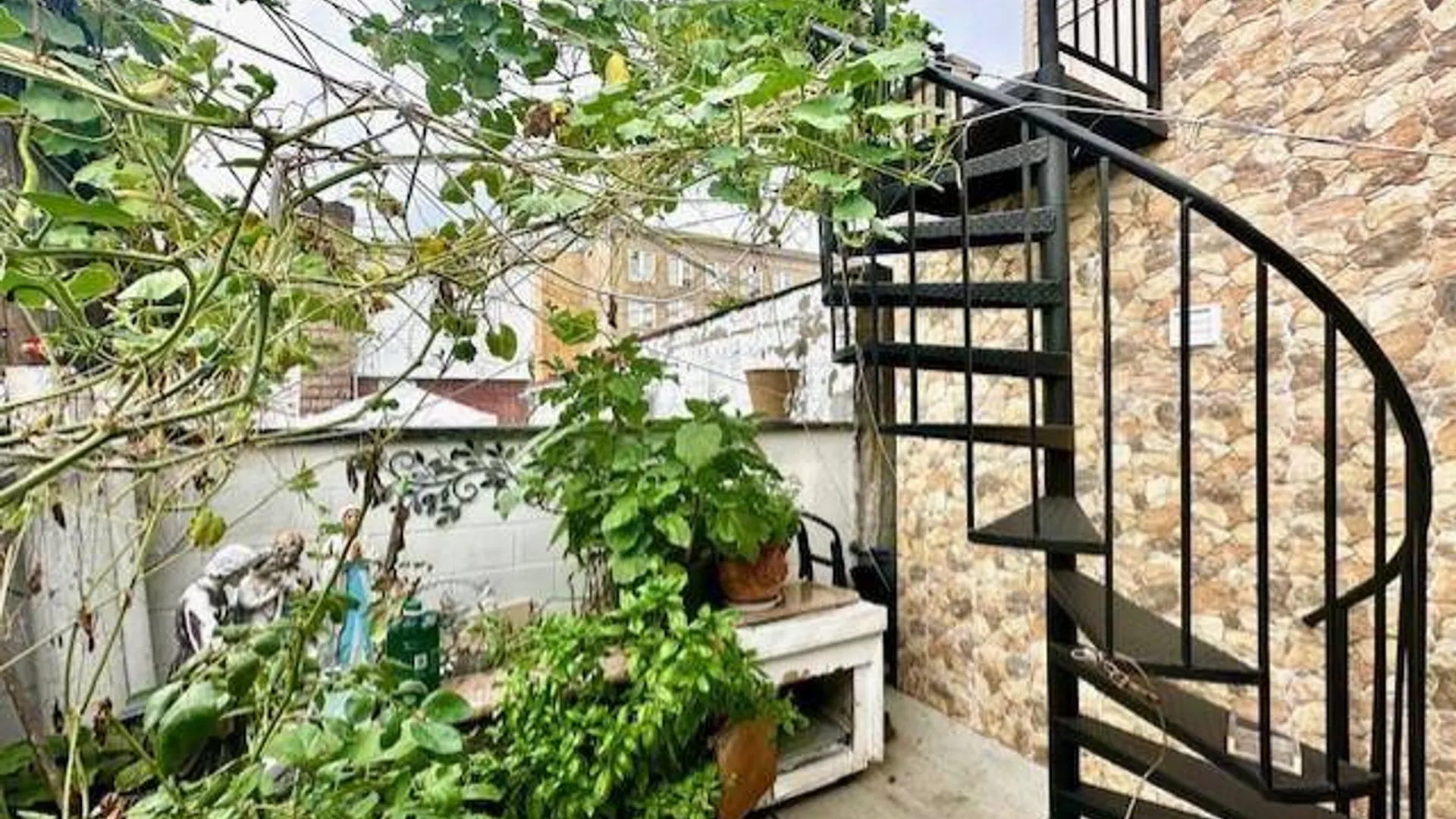 Property at 1940 W 3rd St, Brooklyn, NY 11223 10