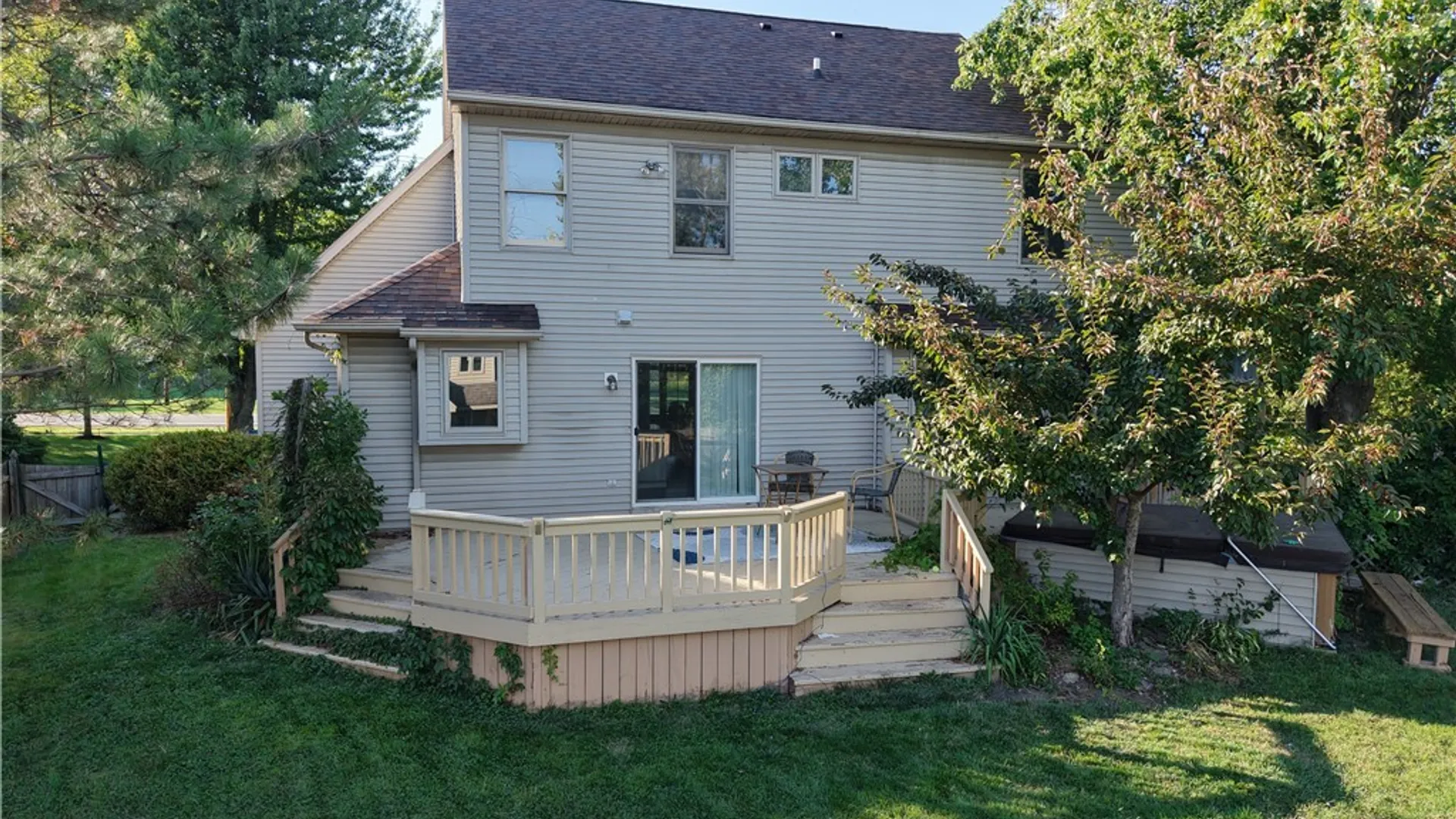 Property at 6131 Versailles Road, Hamburg, NY 14085 6