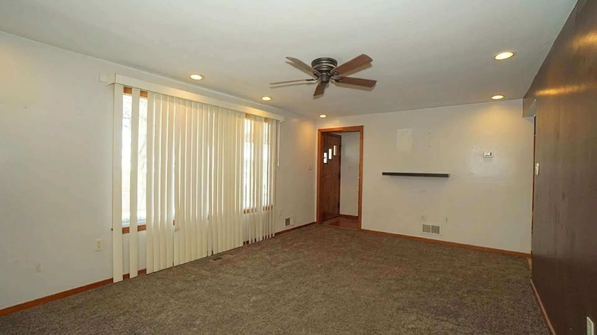 Property at 365 Atlantic Avenue, Cheektowaga, NY 14212 10