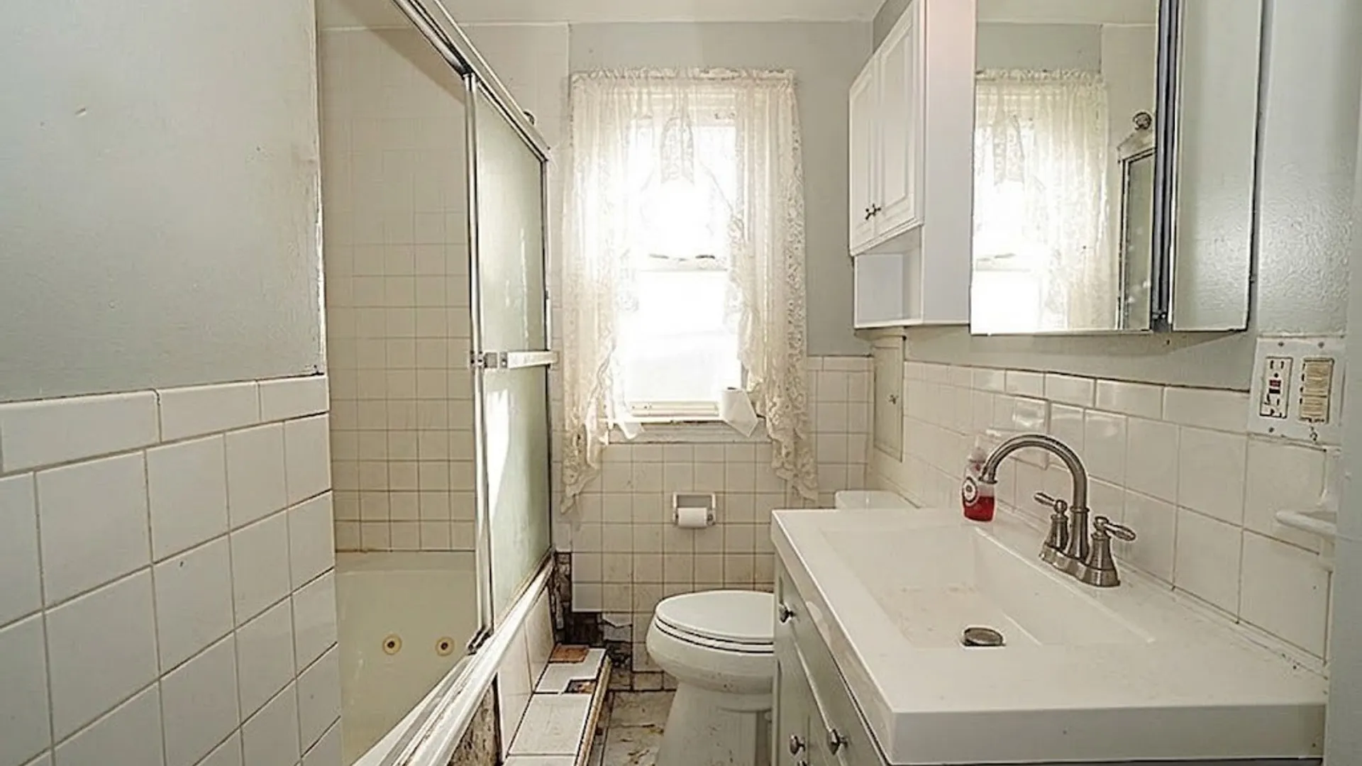 Property at 365 Atlantic Avenue, Cheektowaga, NY 14212 12