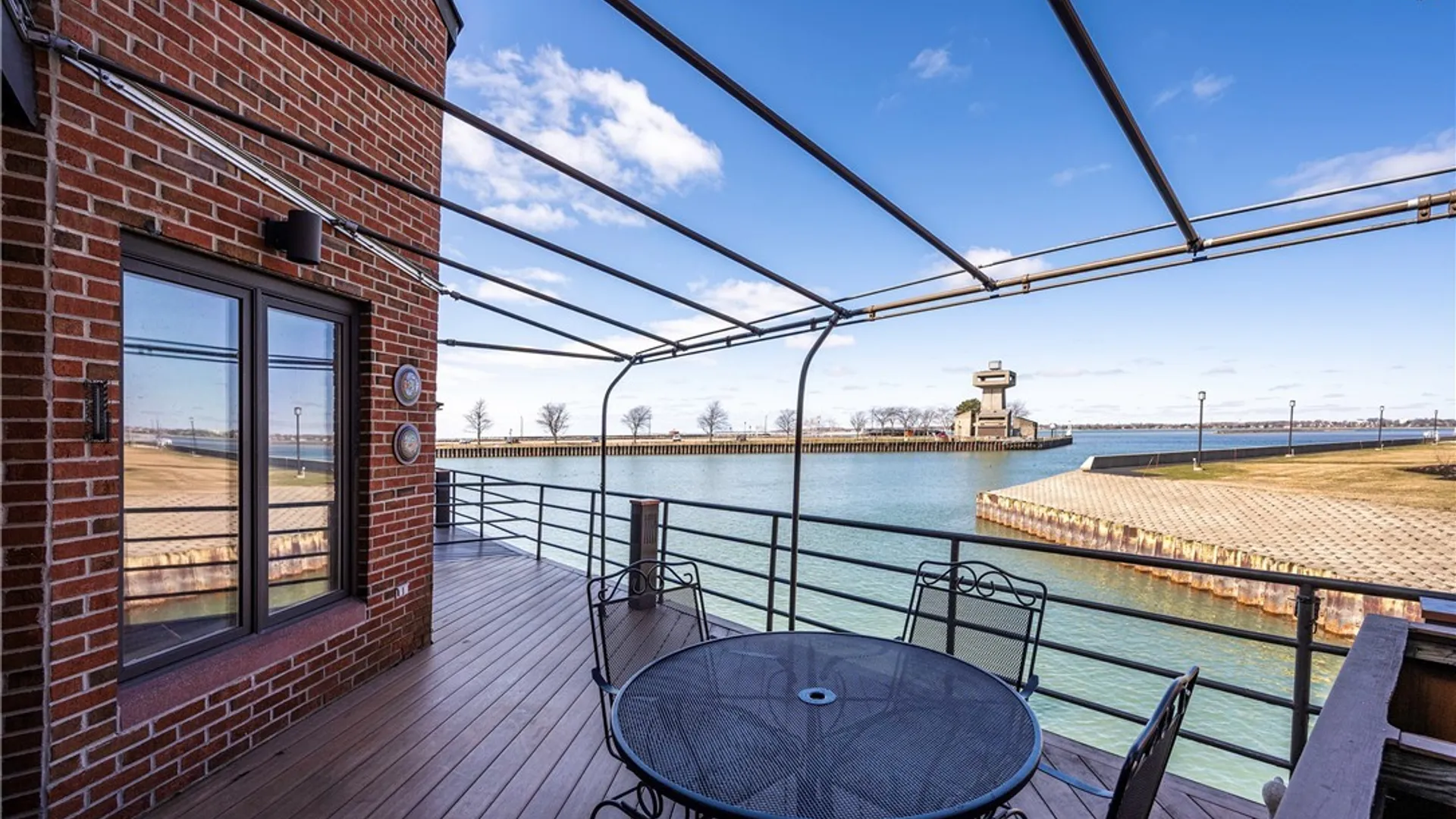 Property at 324 Rivermist Drive, Buffalo, NY 14202 16