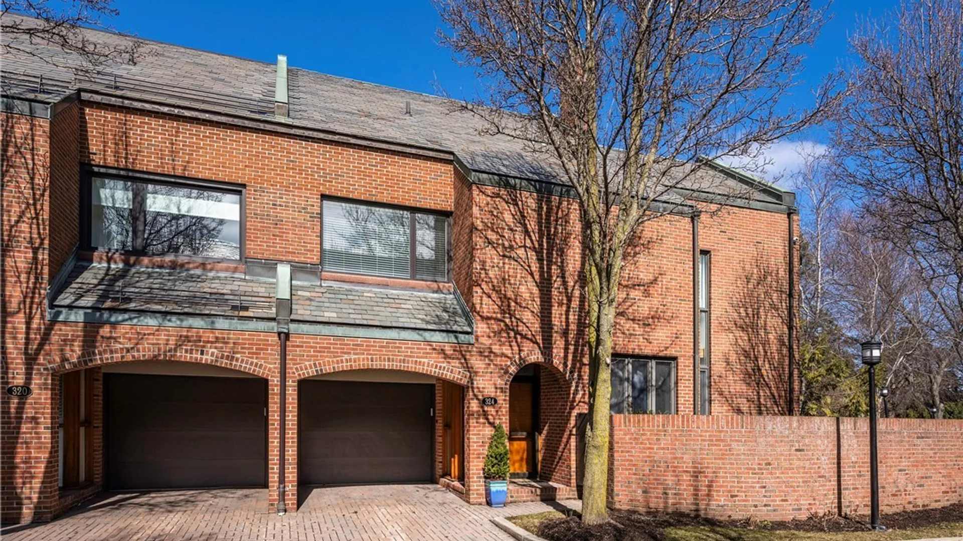 Property at 324 Rivermist Drive, Buffalo, NY 14202 2