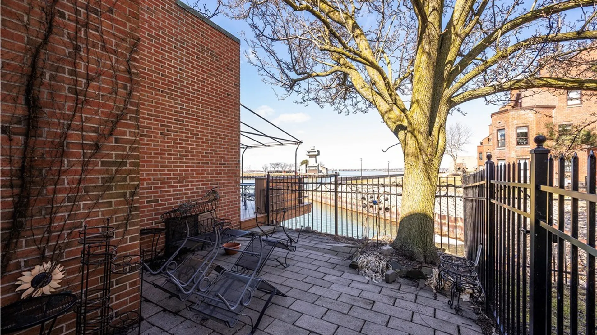 Property at 324 Rivermist Drive, Buffalo, NY 14202 20