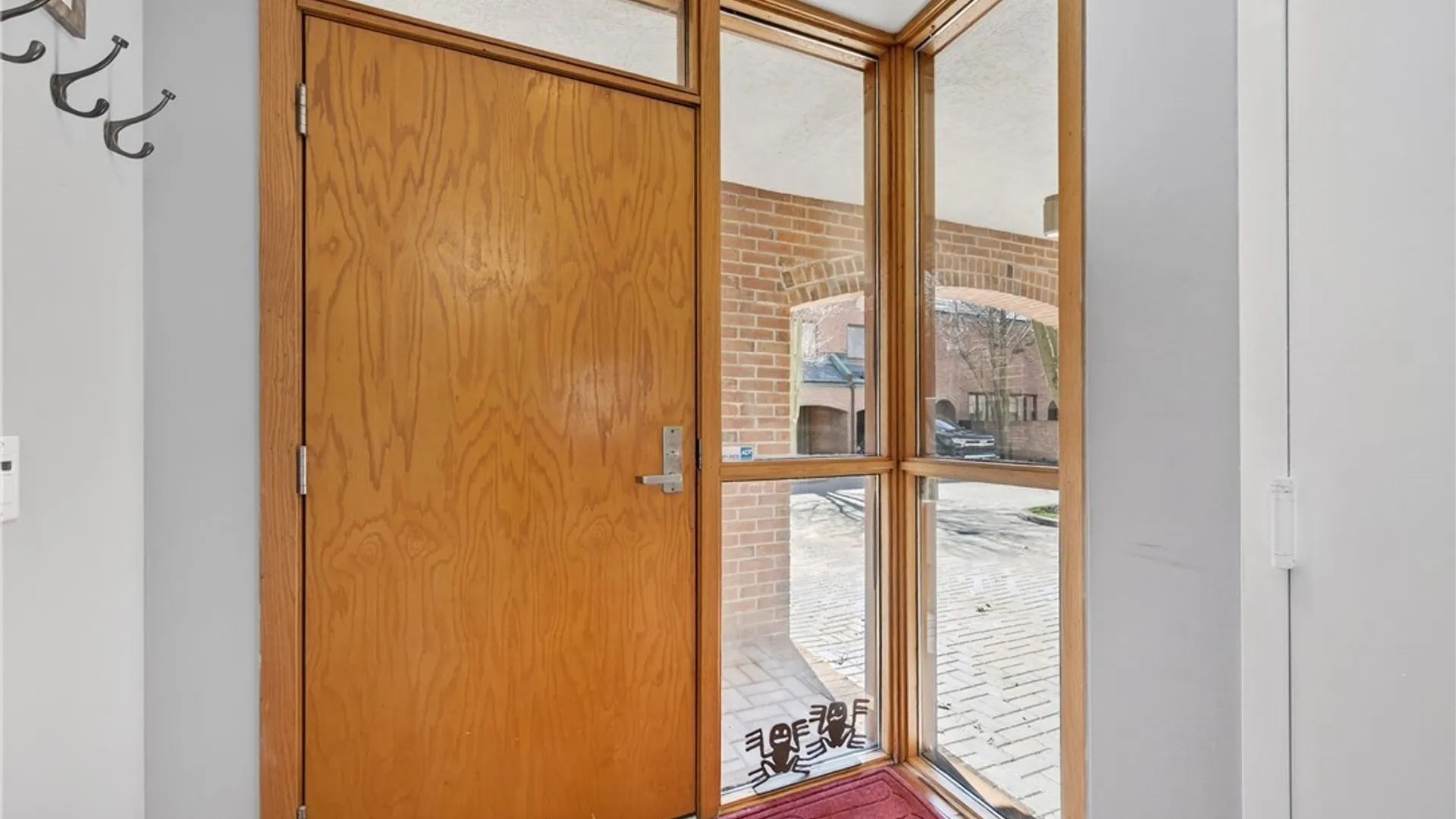 Property at 324 Rivermist Drive, Buffalo, NY 14202 4