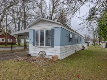 Property at 18 Quarry Hill, Newstead, NY 14001
