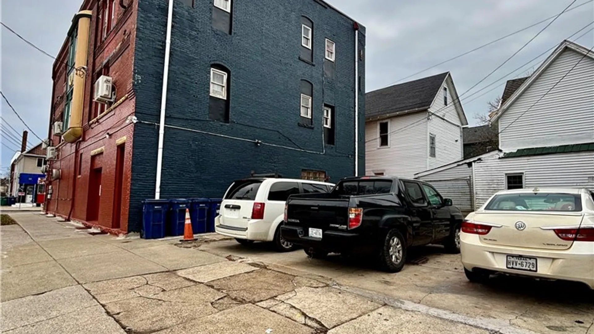 Property at 236 Massachusetts Avenue, Buffalo, NY 14213 3