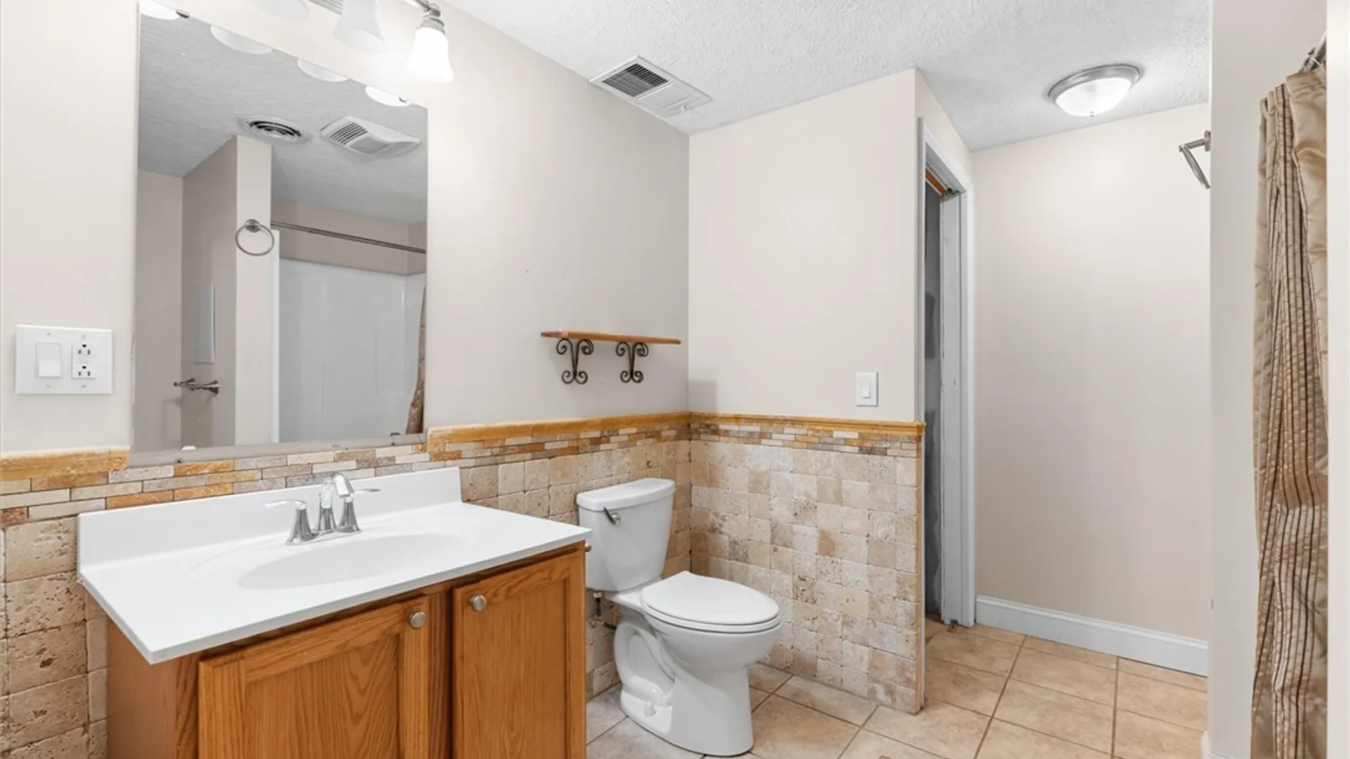 Property at 19 Cross Country Drive, Van Buren, NY 13027 27