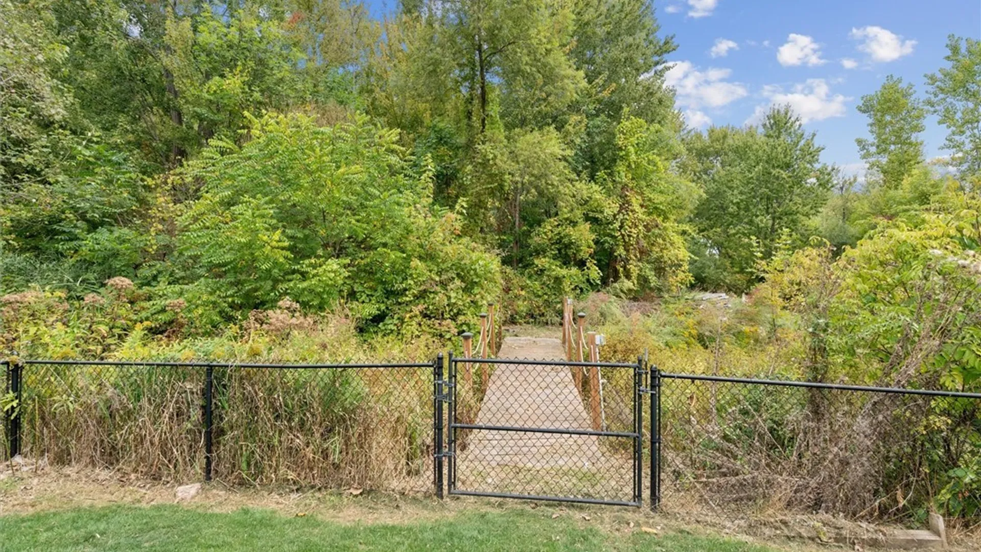 Property at 19 Cross Country Drive, Van Buren, NY 13027 35