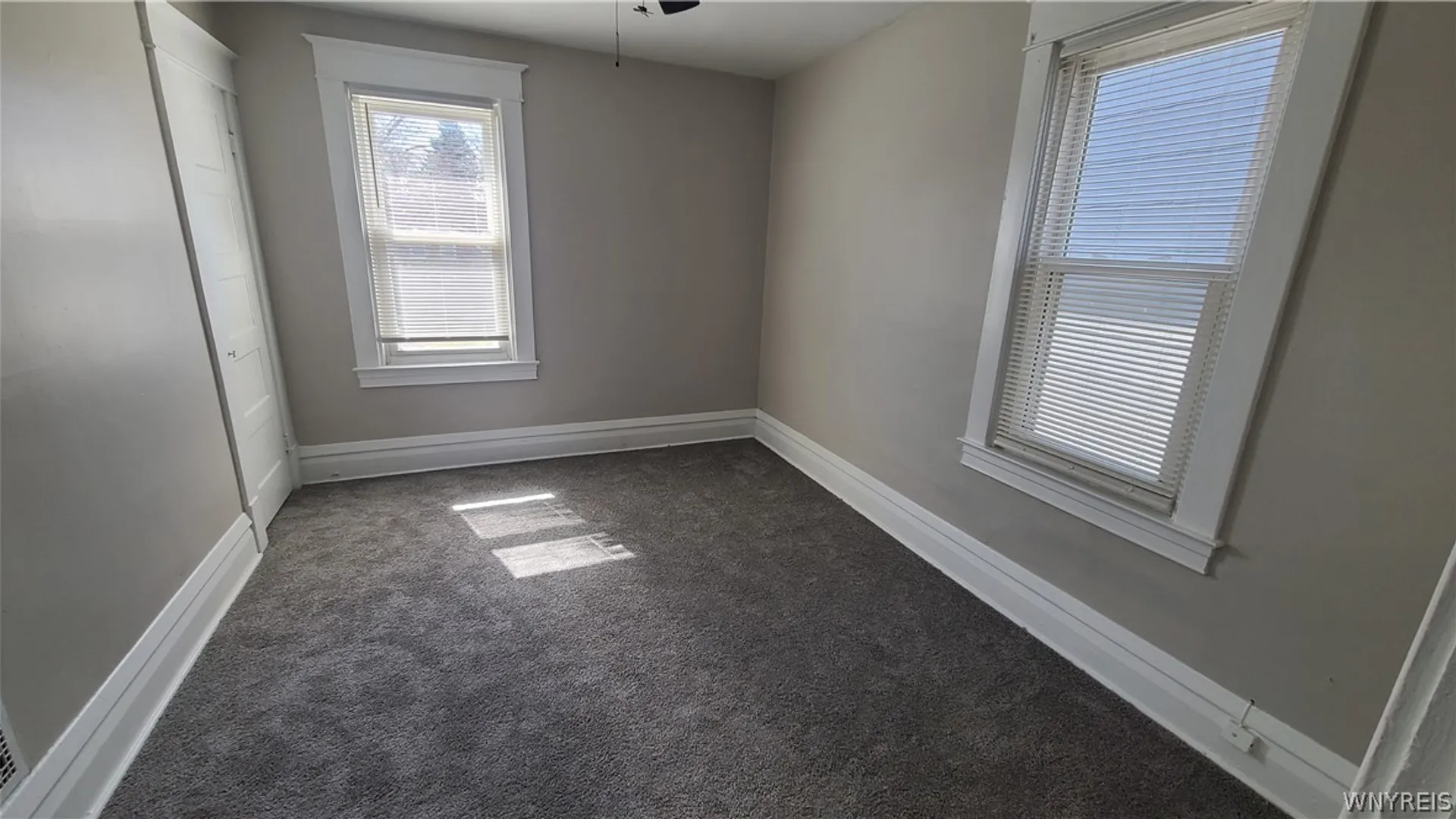 Property at 59 Aldrich Place, Buffalo, NY 14220 12