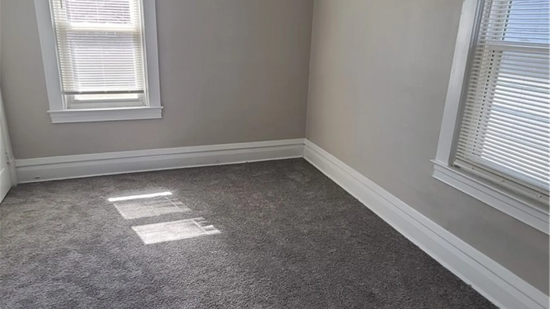 Property at 59 Aldrich Place, Buffalo, NY 14220 13