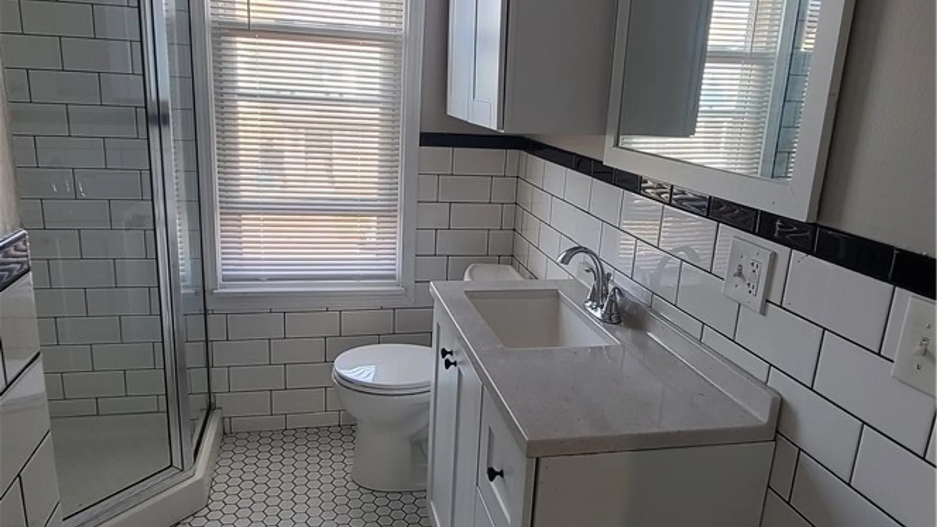 Property at 59 Aldrich Place, Buffalo, NY 14220 17