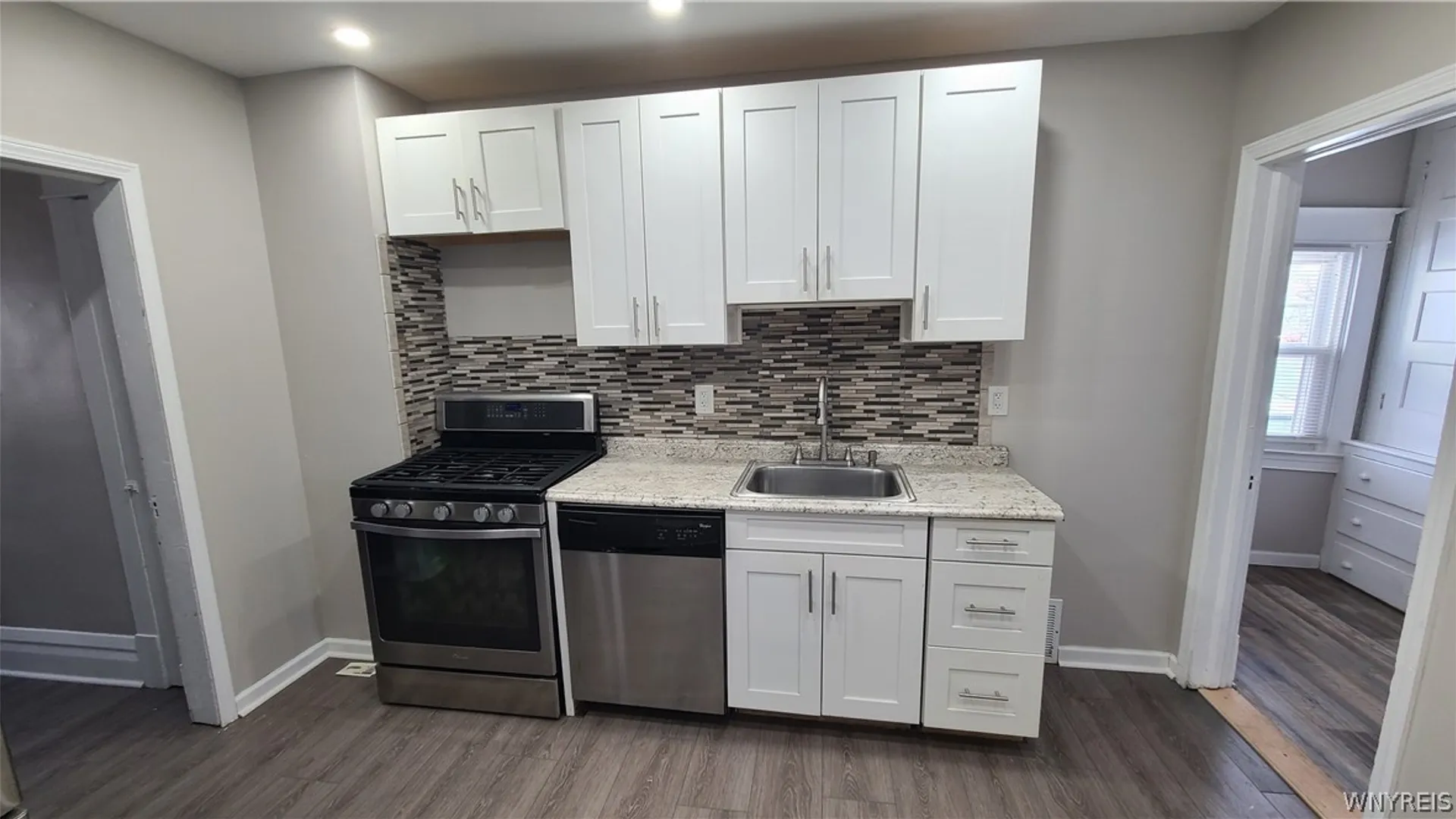 Property at 59 Aldrich Place, Buffalo, NY 14220 9