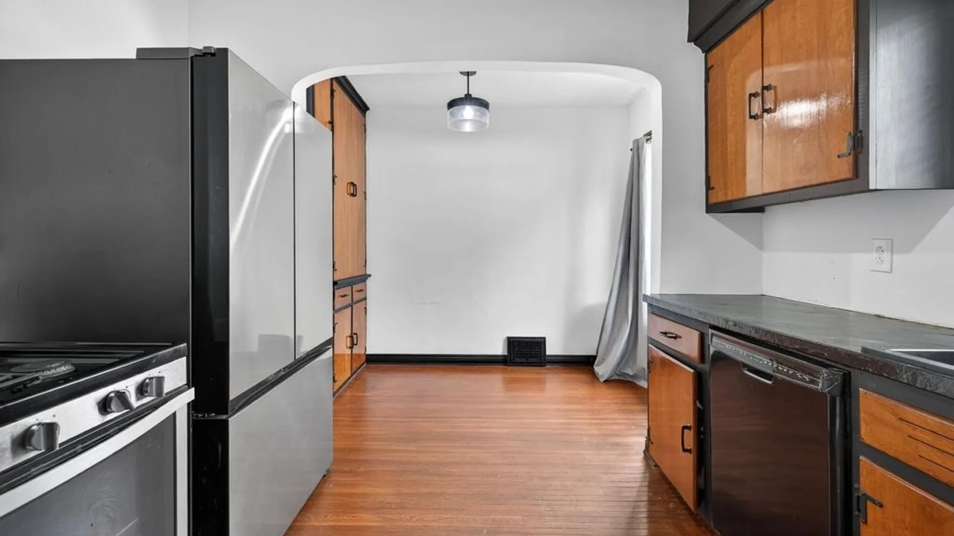 Property at 121 Ridgewood Road, Buffalo, NY 14220 12