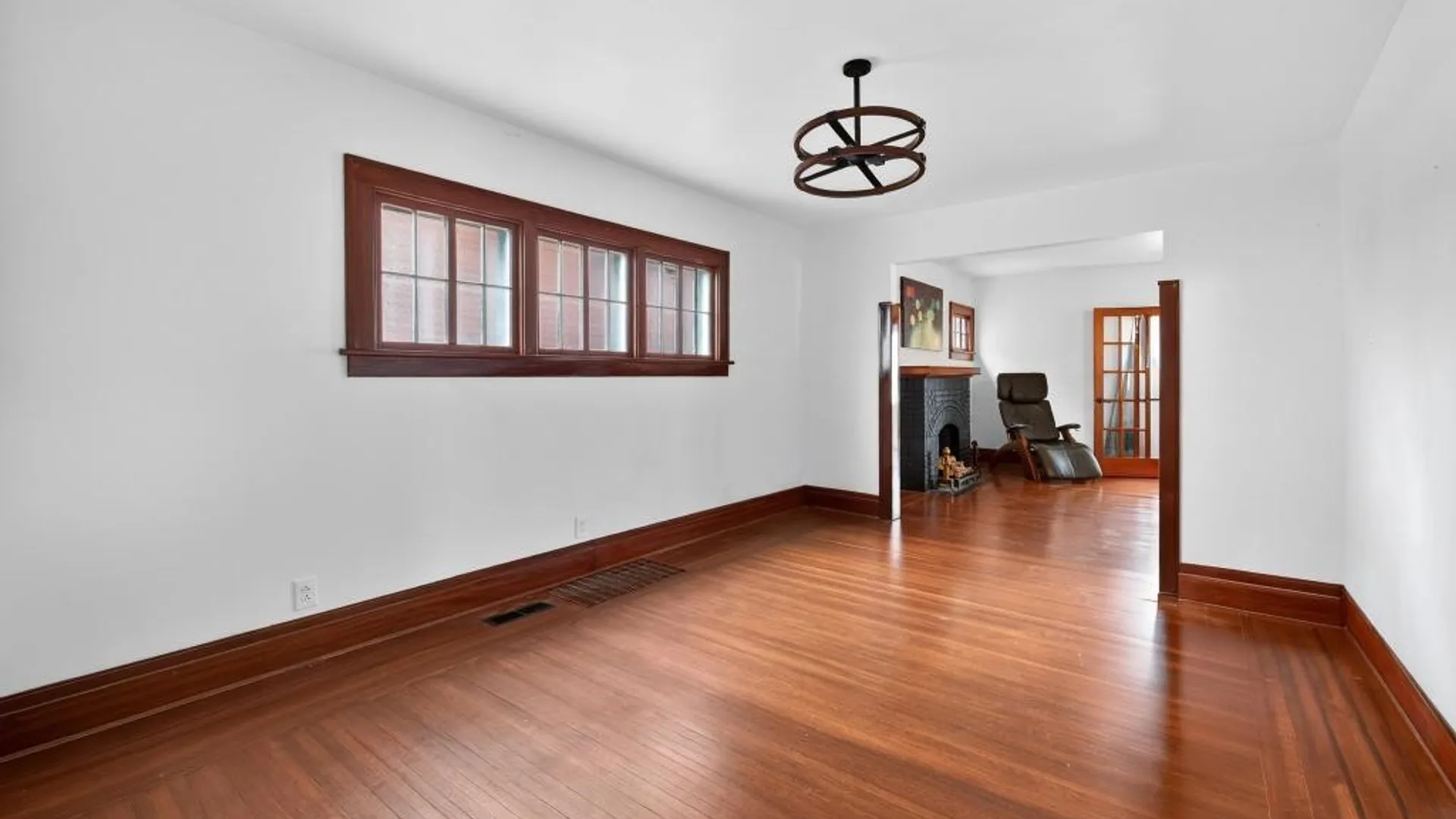 Property at 121 Ridgewood Road, Buffalo, NY 14220 9