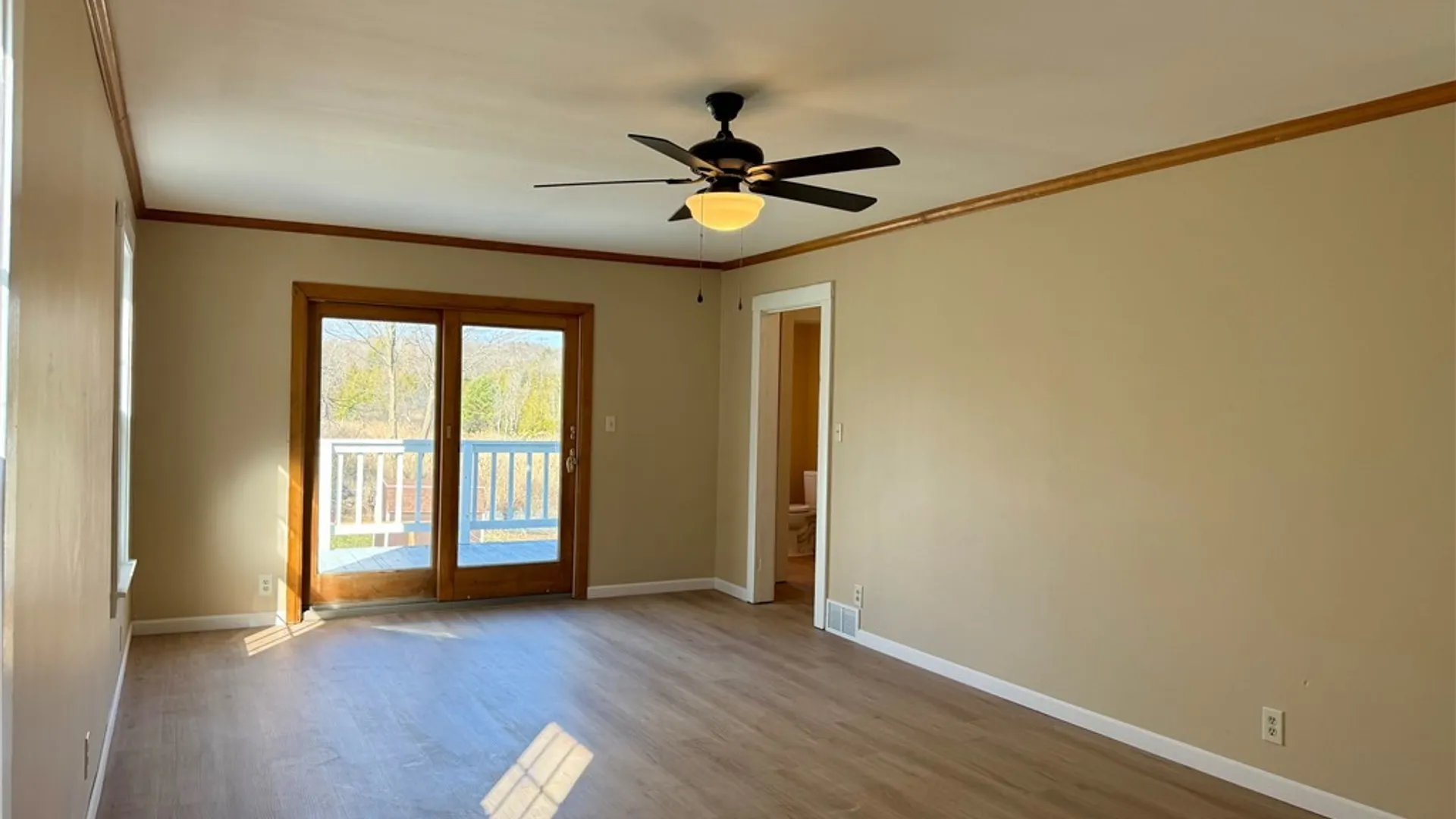 Property at 6441 Siawassia Street, DeWitt, NY 13078 10