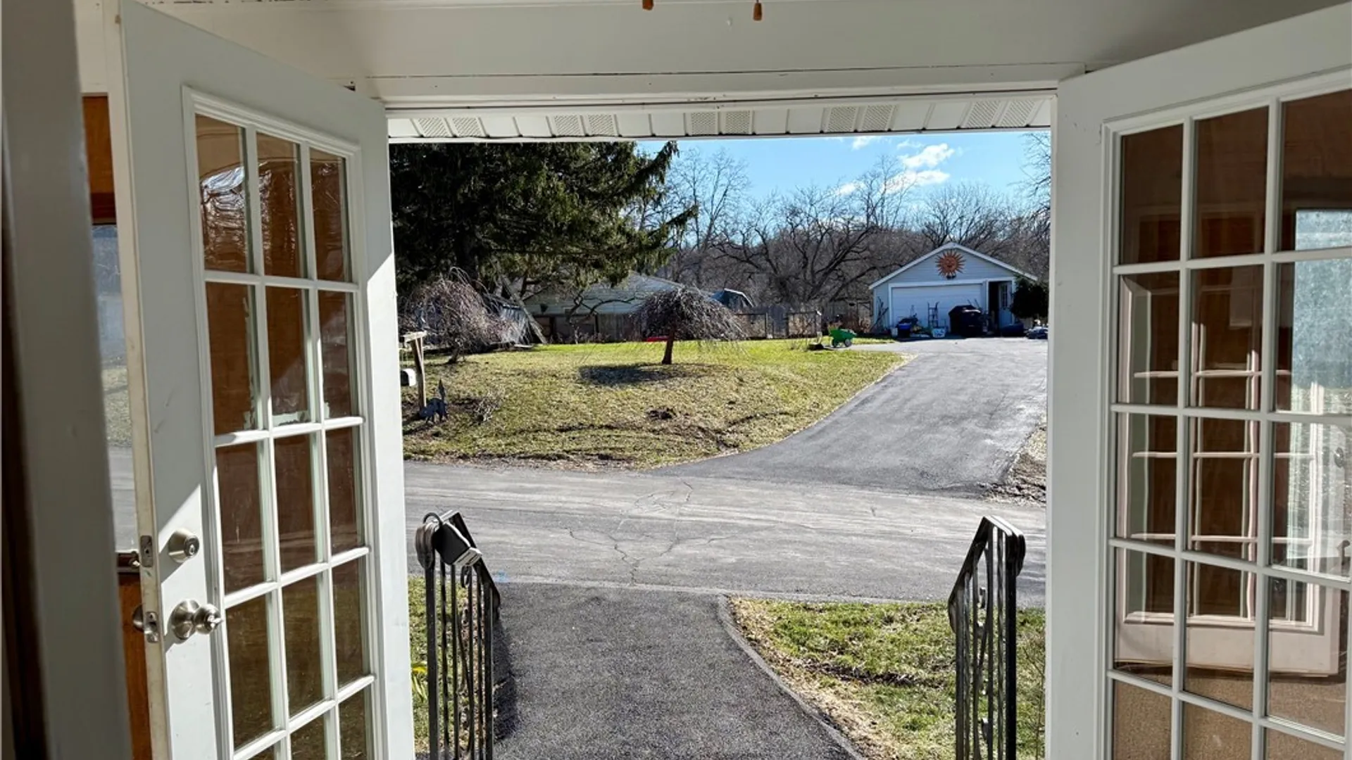 Property at 6441 Siawassia Street, DeWitt, NY 13078 3