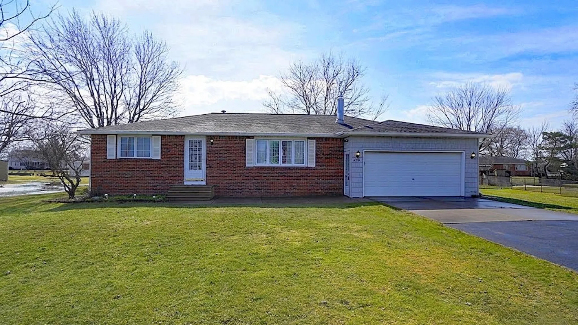 Property at 2974 Walck Drive, Wheatfield, NY 14120 2