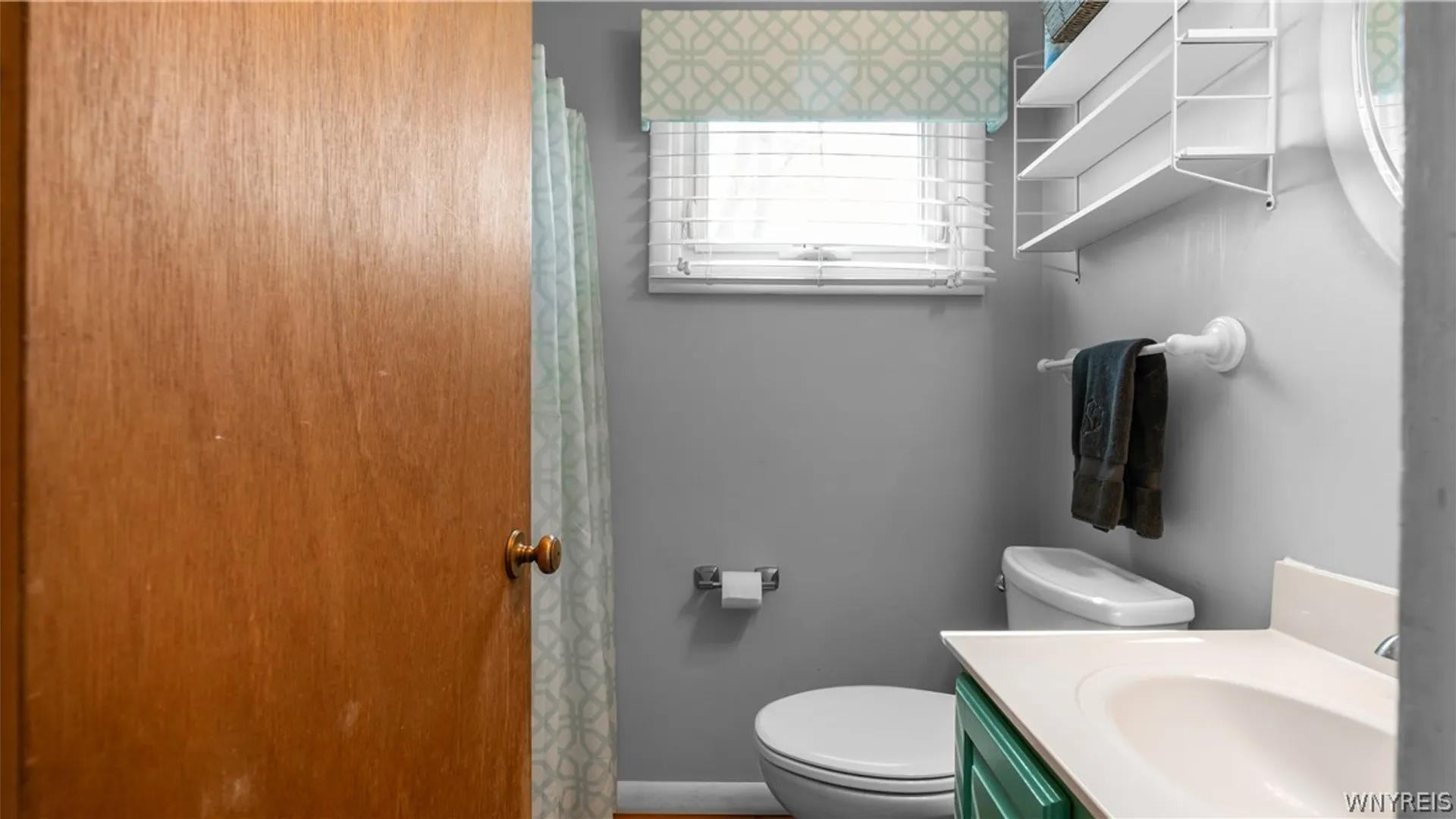 Property at 215 Millwood Drive, Tonawanda, NY 14150 14