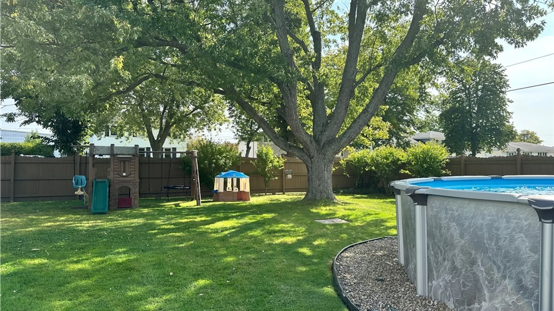 Property at 215 Millwood Drive, Tonawanda, NY 14150 35