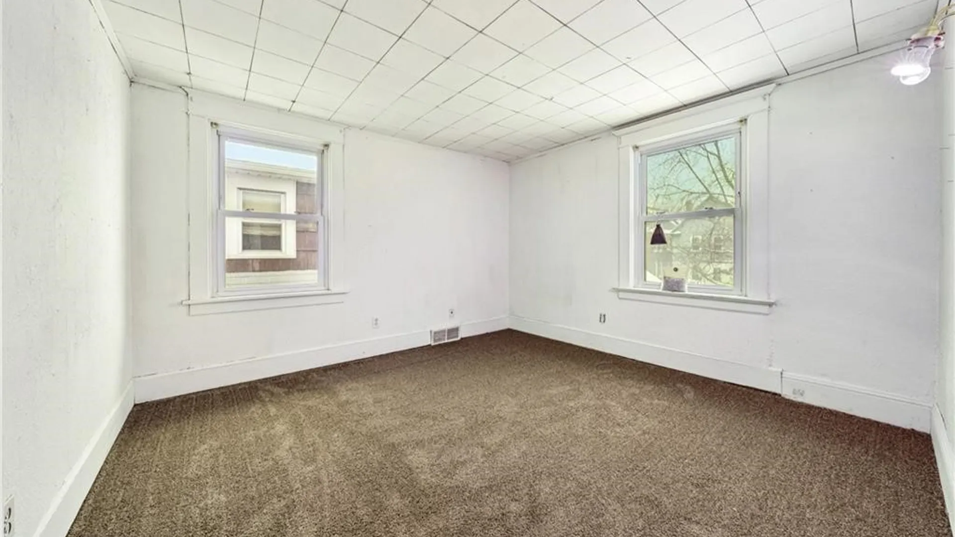 Property at 1455 Kenmore Avenue, Tonawanda, NY 14217 23