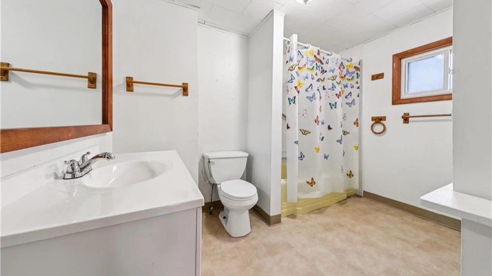 Property at 1455 Kenmore Avenue, Tonawanda, NY 14217 36