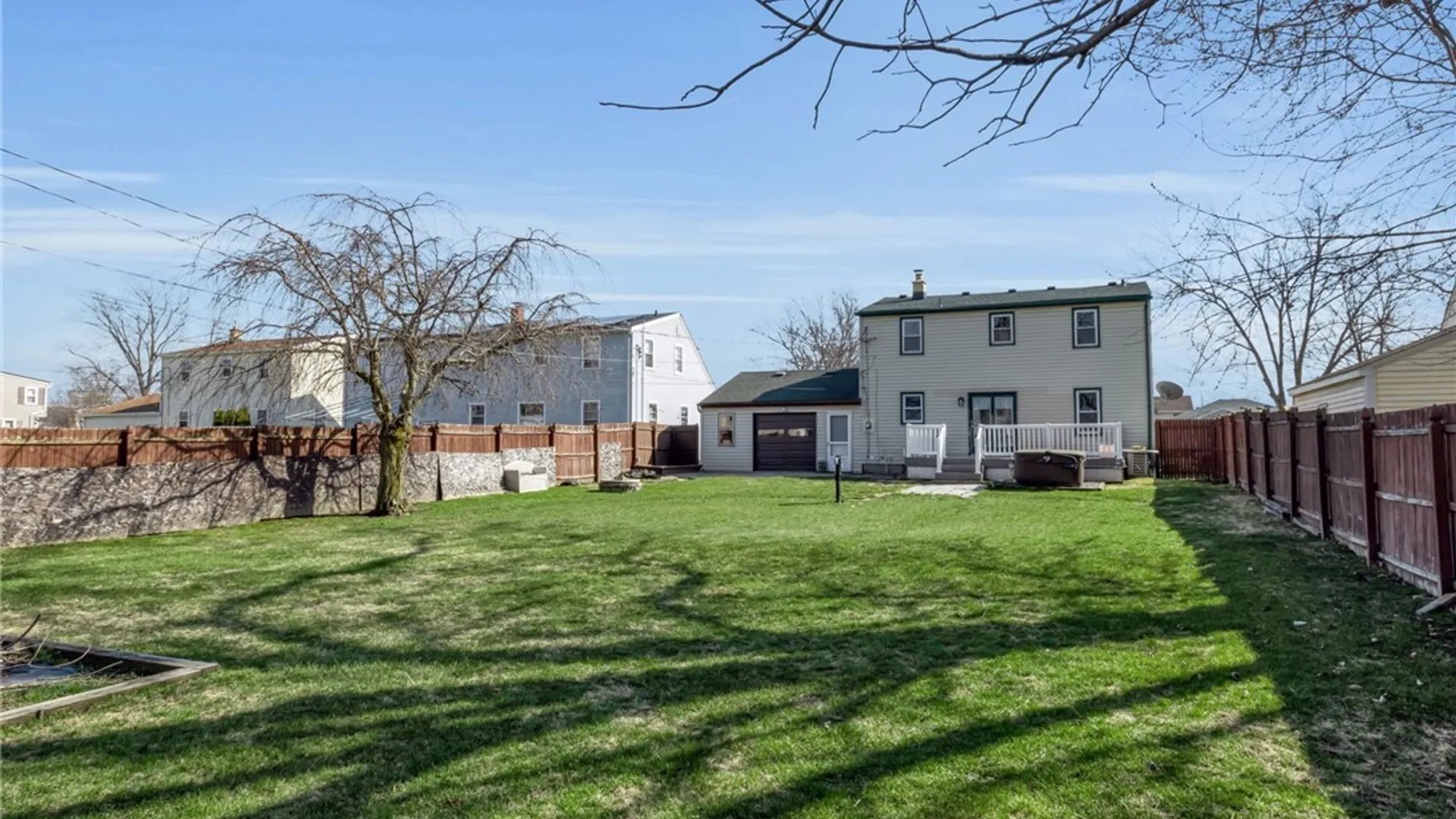 Property at 876 Pioneer Drive, North Tonawanda, NY 14120 7