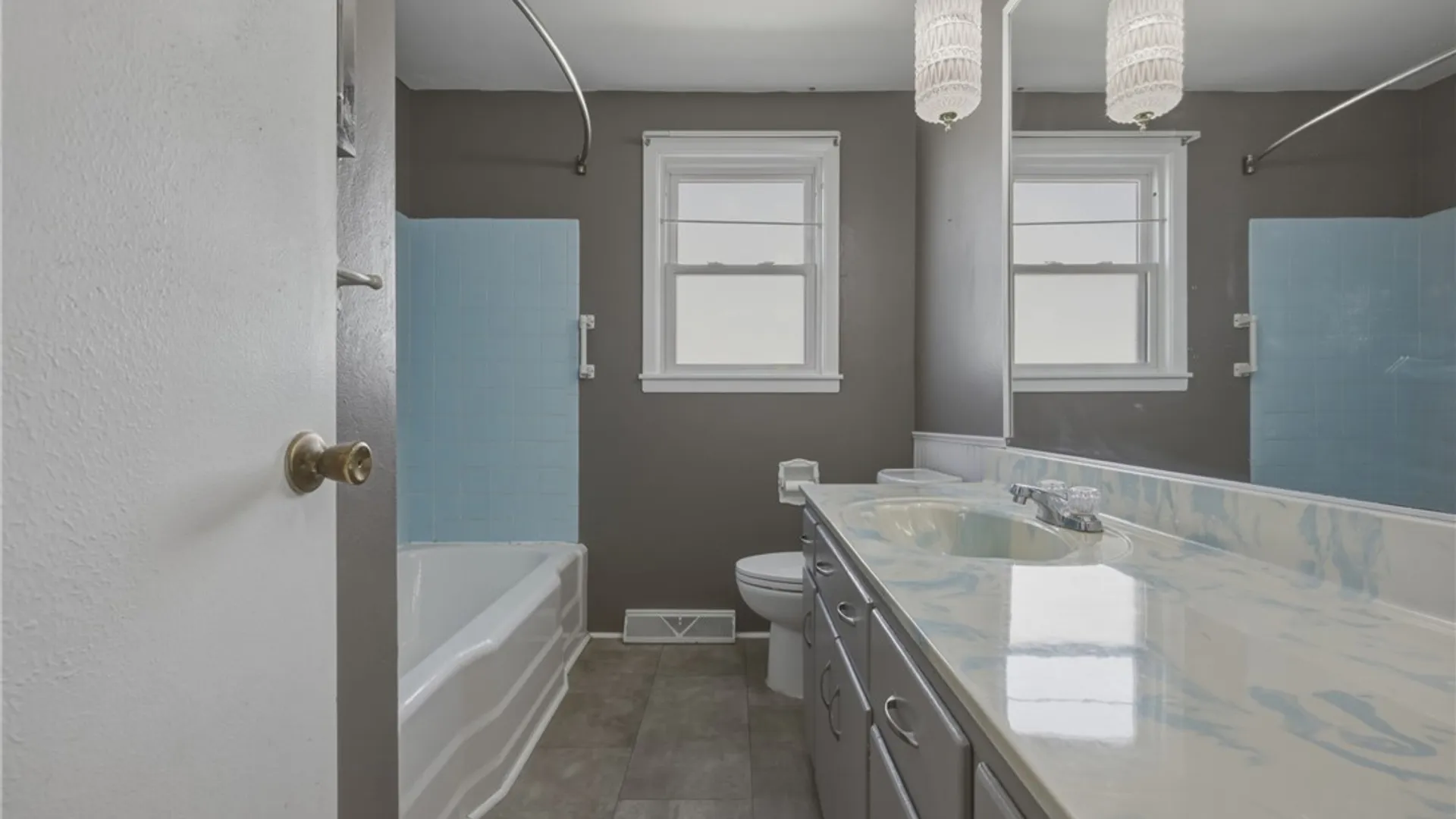 Property at 215 Halstead Avenue, Cheektowaga, NY 14212 12