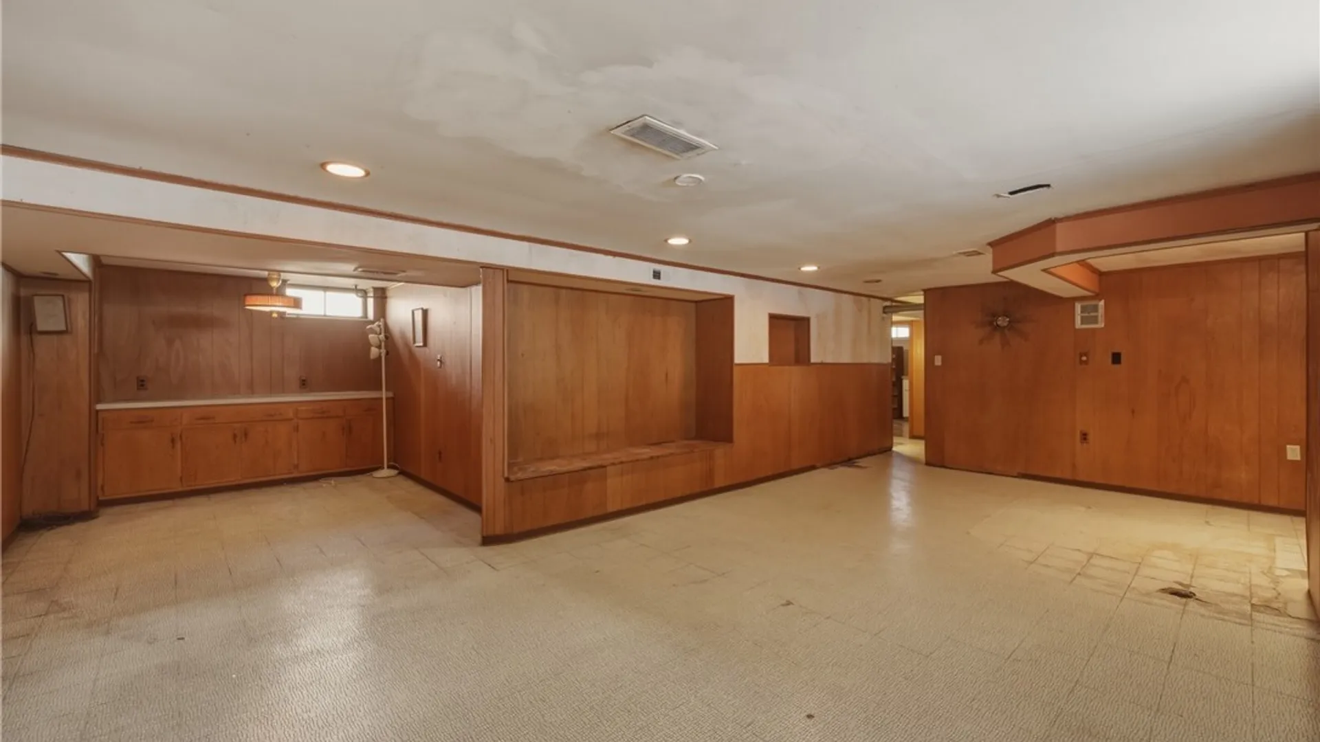 Property at 215 Halstead Avenue, Cheektowaga, NY 14212 18
