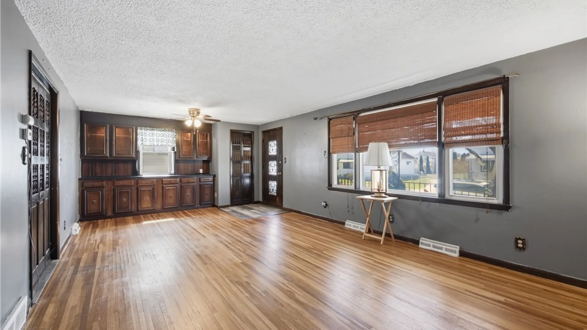 Property at 215 Halstead Avenue, Cheektowaga, NY 14212 4
