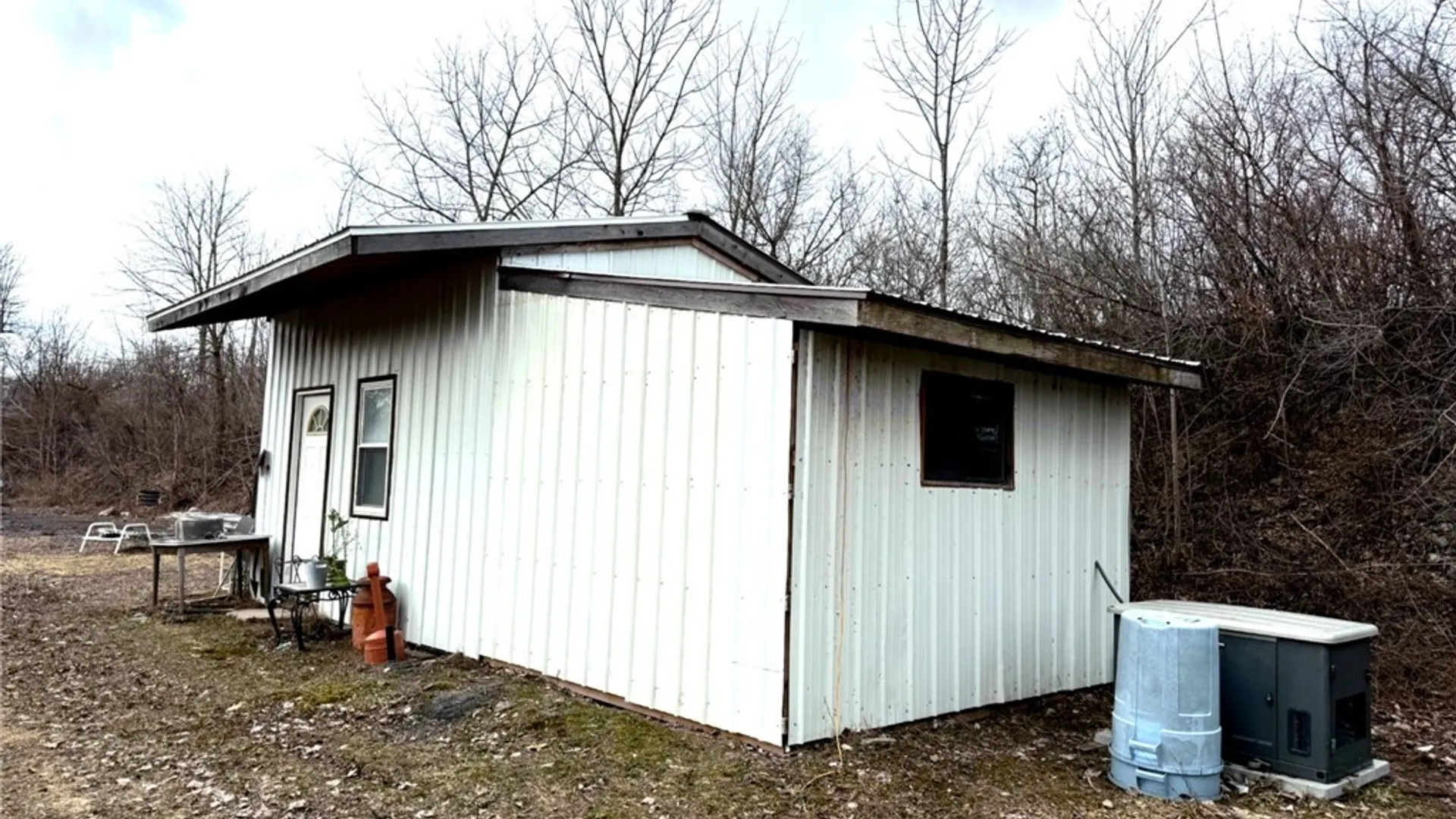 Property at 340 Hinman Road, Lockport City, NY 14094 10