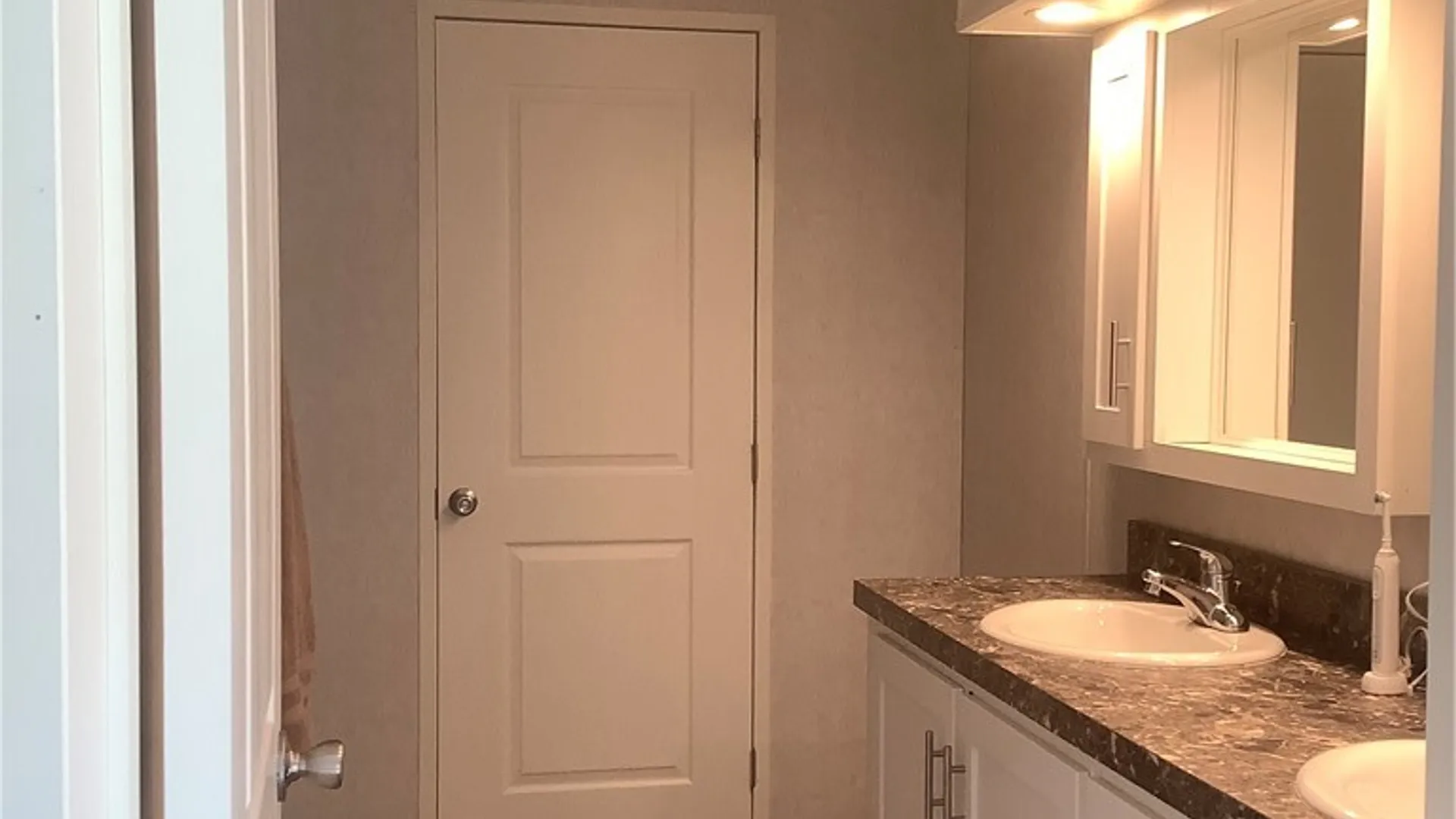 Property at 4314 Hurontario Parkway, Niagara, NY 14304 19