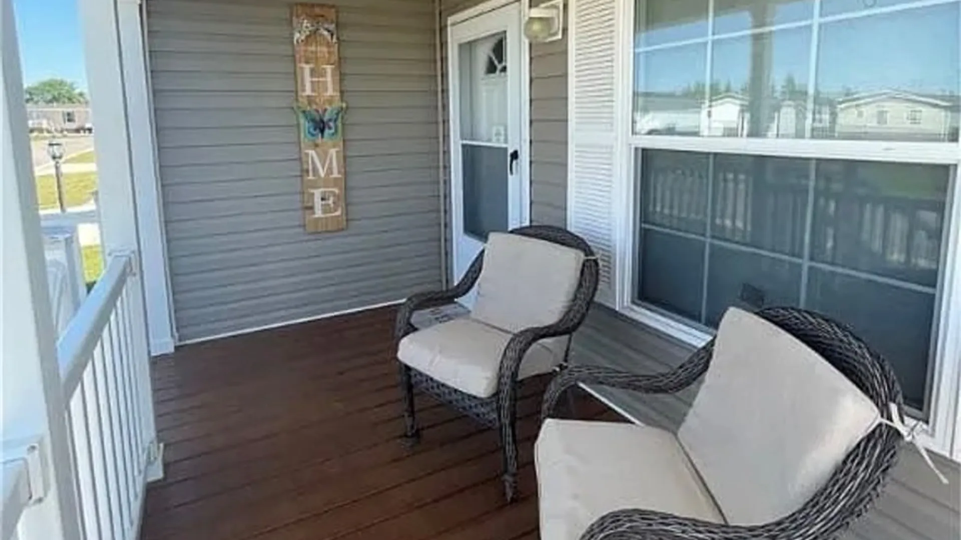 Property at 4314 Hurontario Parkway, Niagara, NY 14304 3