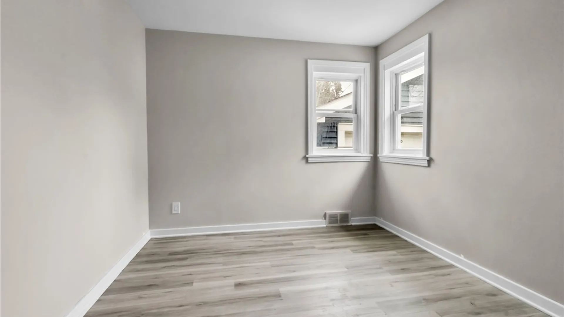 Property at 223 Kohler Street, Tonawanda, NY 14150 8