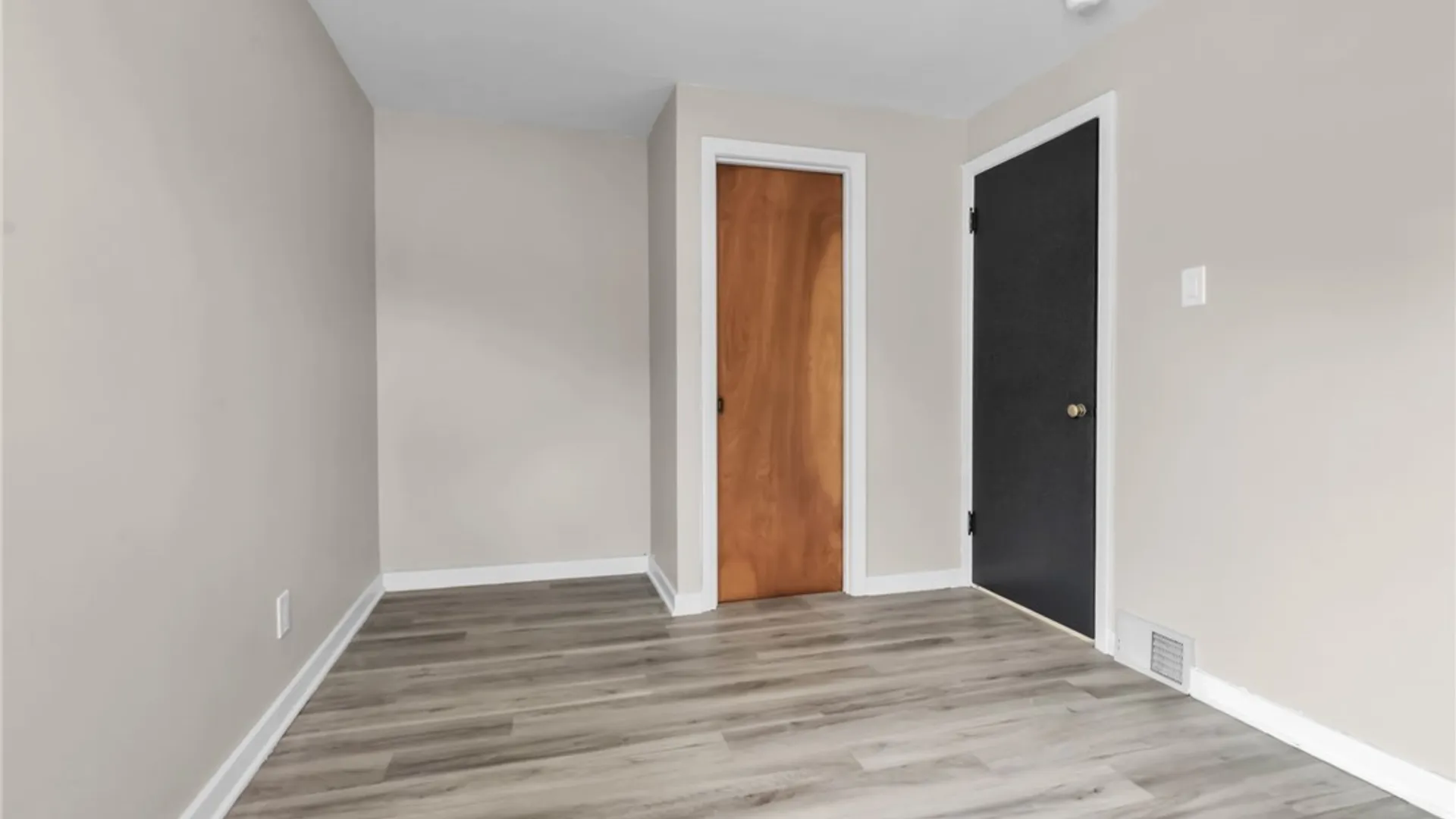 Property at 223 Kohler Street, Tonawanda, NY 14150 9