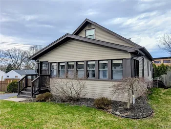 Property at 116 Berwick Road, Salina, NY 13208