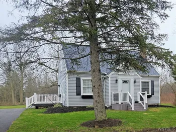 Property at 1214 Saunders Sett Road, Lewiston, NY 14305