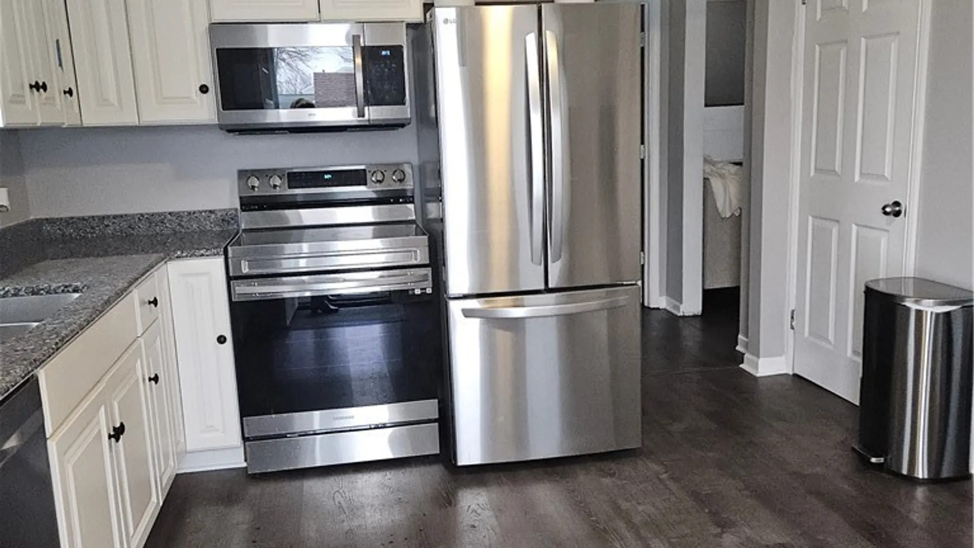 Property at 1214 Saunders Sett Road, Lewiston, NY 14305 5